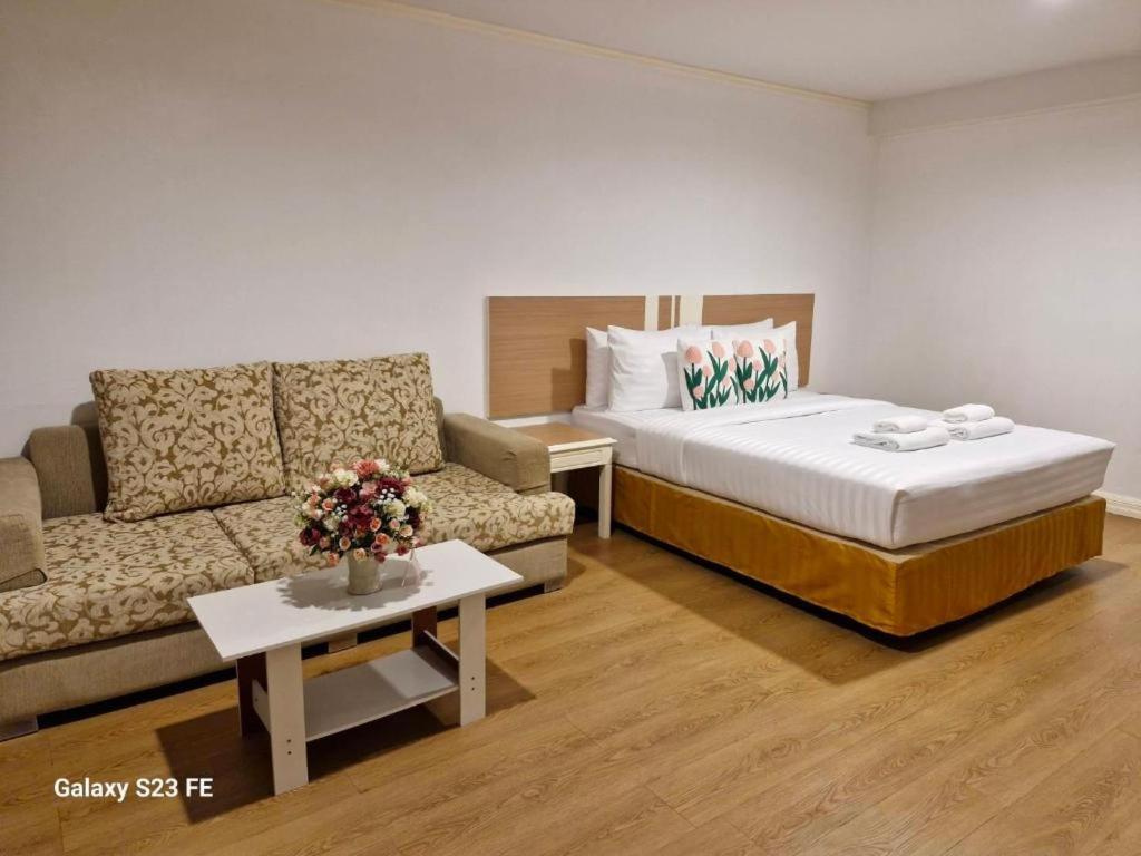 Town In Town Gardent Resort بانكوك المظهر الخارجي الصورة